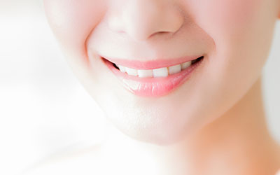 歯が自然な白さになる